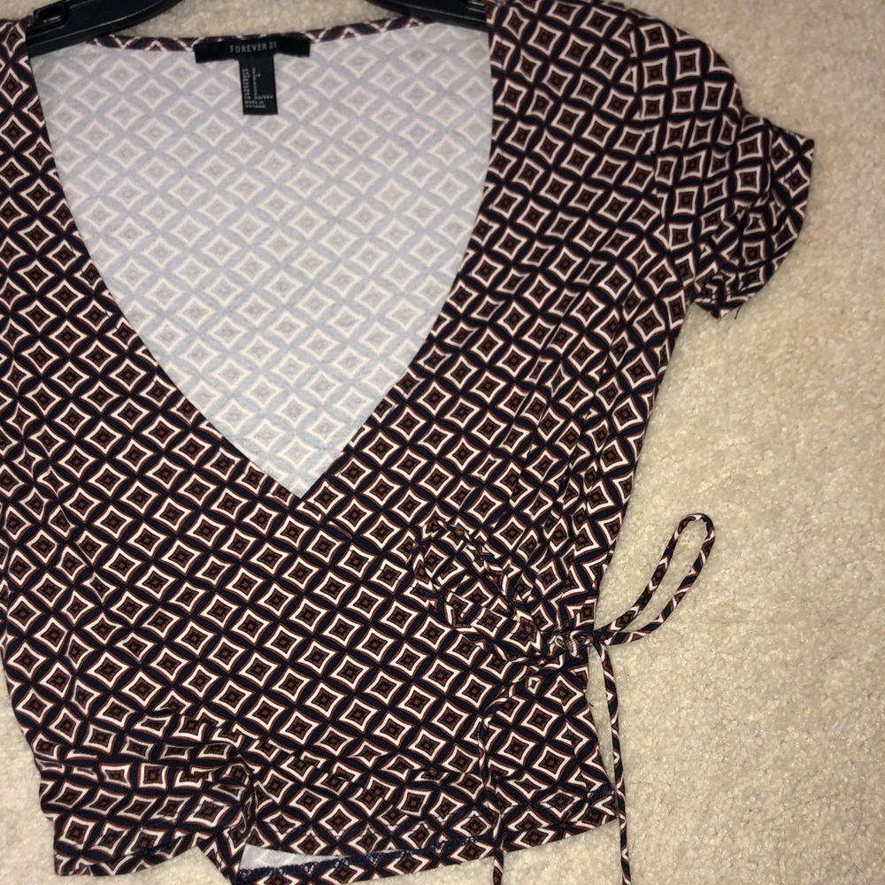 Cropped deep V Blouse